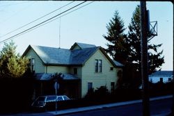 Sebastopol house located at South High Street and Calder Avenue, 1975