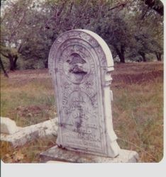 Mitchell Gilliam's headstone in Gilliam Cemetery, Graton, California