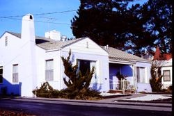 Allew's Beauty Salon at 916 Gravenstein Highway South, Sebastopol, California, 1977