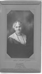 Bell (Lulu Belle) Beedle Jonas, born 1865 in California