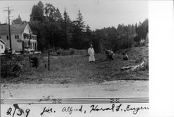 Joseph Gonnella with children in Occidental