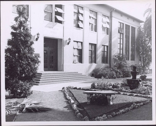 Close up of Main Entrance Bergin Hall