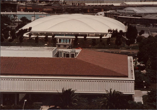 Orradre Hall, Leavey Center and Toso Pavilion