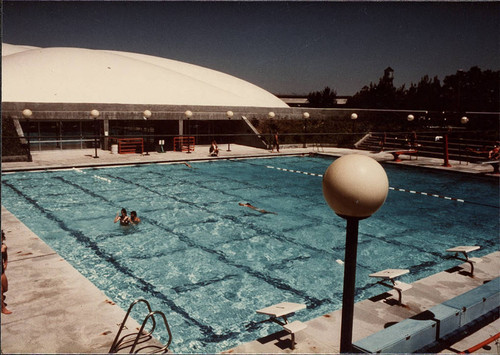 Pool in Leavey Center