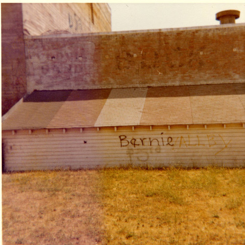 Close-up detail (top), Strand Theatre building