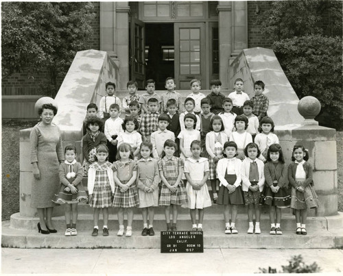 Mrs. Windon's Grade B1 class at City Terrace Elementary School, East Los Angeles