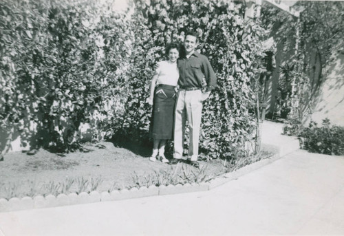 Young couple, East Los Angeles, California