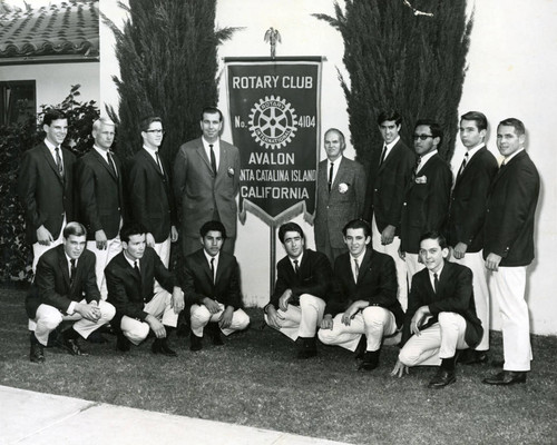 Avalon High School basketball team, Avalon, California (front)