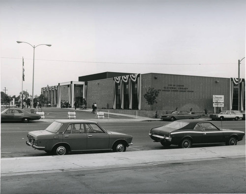 Carson Library, 1972 — Calisphere