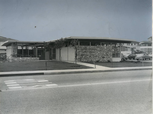 Manhattan Beach Library, Manhattan Beach, California