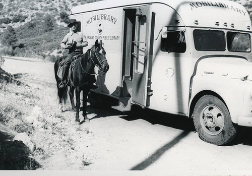 Antelope Valley Bookmobile, Antelope Valley, California