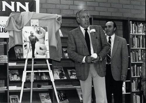 Anthony Quinn at the Anthony Quinn collection dedication, Los Angeles, California