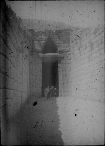 Alice Peters and unidentified couple exiting the Treasury of Atreus in Mycenae