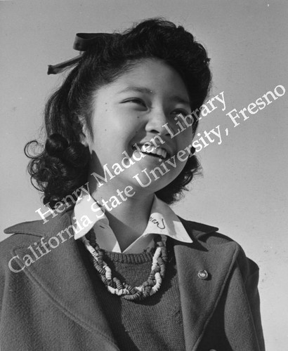 Alice Hifuni, Nisei high school student at Heart Mountain Relocation Center