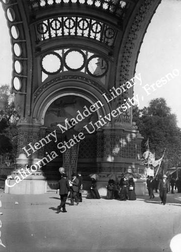 Inside the Porte Monumentale