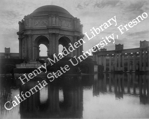 Dome and colonnade of Palace of Fine Arts