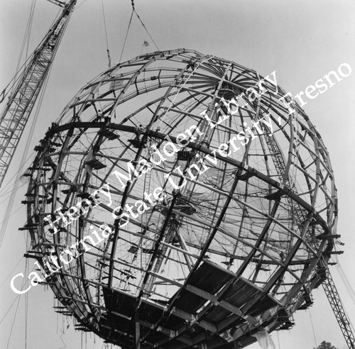 Unisphere under construction