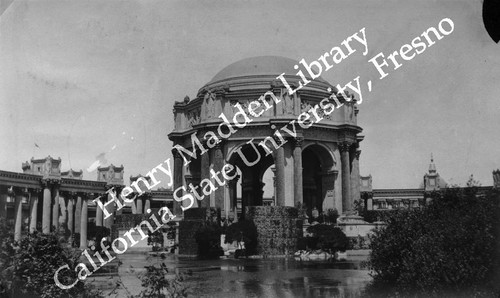 Palace of Fine Arts rotunda