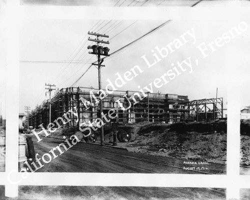 Panama Canal exhibit under construction