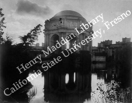 Palace of Fine Arts and reflection in water