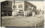 [Float at Tournament of Roses Parade, Pasadena]