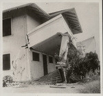 [Earthquake damage to unidentified building]