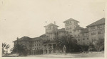 [Hotel Raymond, Pasadena (2nd)] (2 views)