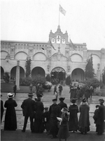 Entrance to County Exhibits, California Bldg., 494