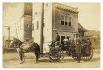 [Horse-drawn fire engine outside the Engine Co. No. 5 firehouse, Sacramento, Calif., Ninth St. between T and U streets]