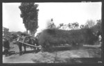 [Fiesta de Los Angeles parade entry]