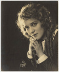 Sincerely, Mary Pickford.