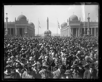 Crowd listening to Roosevelt speaking