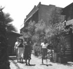 [Women on Olvera Street]