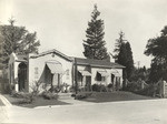 [House, 7 Oak Knoll Gardens, Pasadena] (2 views)