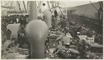 Horde of Japanese immigrants arriving on S.S. Manchuria