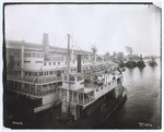 [Steamboats on the Sacramento River]