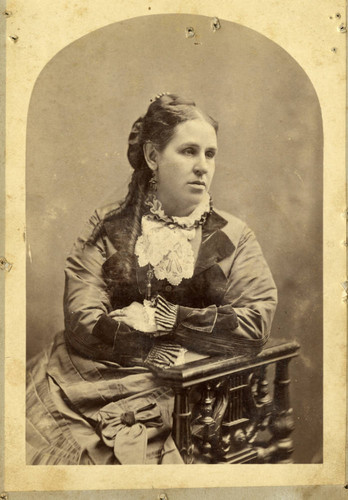 Portrait, Unidentified woman, seated