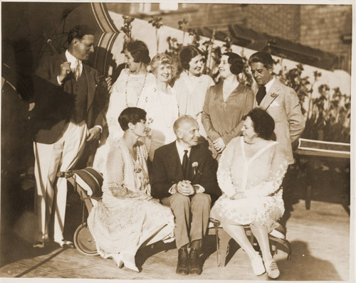 Group portrait, including Bessie Bartlett Frankel