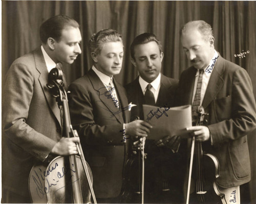 Autographed publicity portrait of a string quartet with Émile Férir