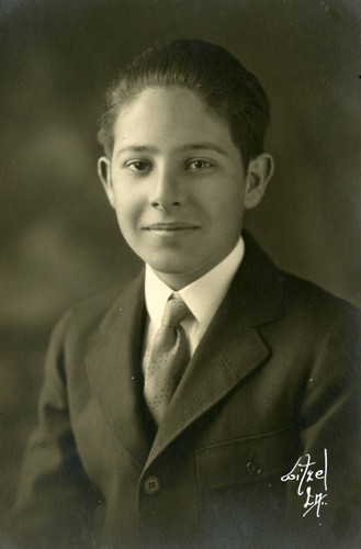 Portrait, unidentified boy