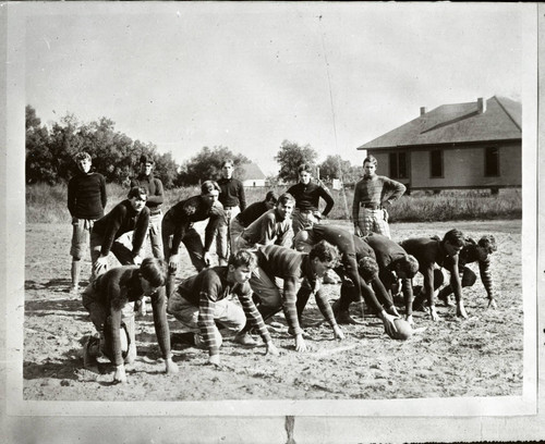 Prep football team, Pomona College