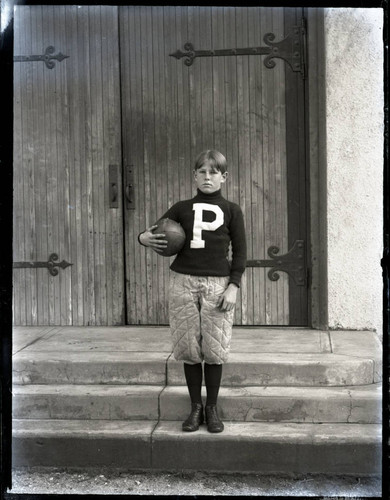 Football mascot, Pomona College