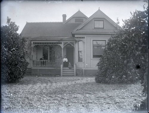 House in a citrus grove