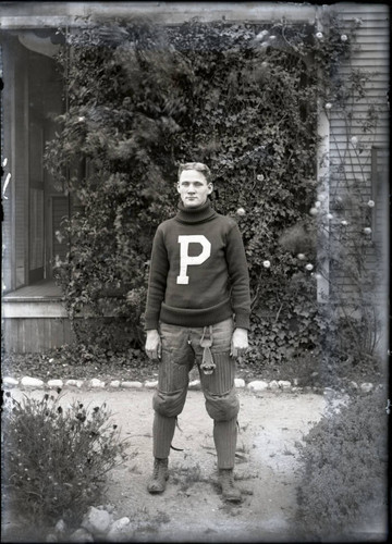 Football player, Pomona College