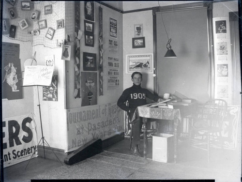 Student residence interior, Pomona College