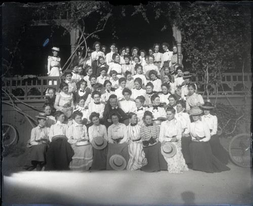 YWCA group on steps of Sumner Hall, Pomona College