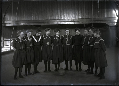 Basketball team, Pomona College