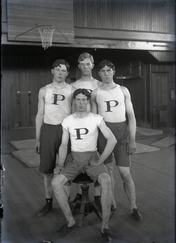 Track and field athletes, Pomona College