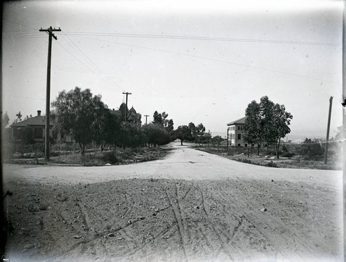 College Avenue, Claremont