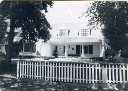 Guthrie / Bradley House; 545 West 11th Street, Claremont, Califronia 91711